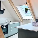 Appartamento Group Near Ber Airport - 2 Private *