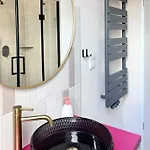 Group Near Ber Airport - 2 Private Appartamento Berlino