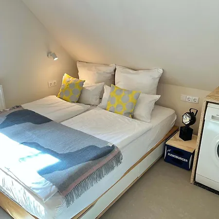 Group Stay Near Ber Airport - 2 Private Apartments *