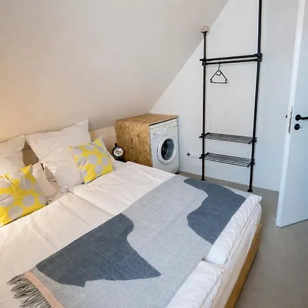 Group Near Ber Airport - 2 Private Apartment Berlin