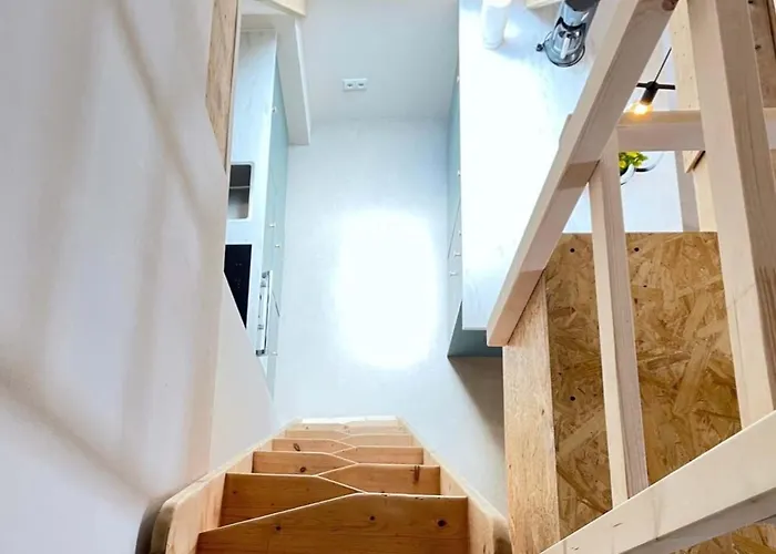 Group Near Ber Airport - 2 Private Berlin