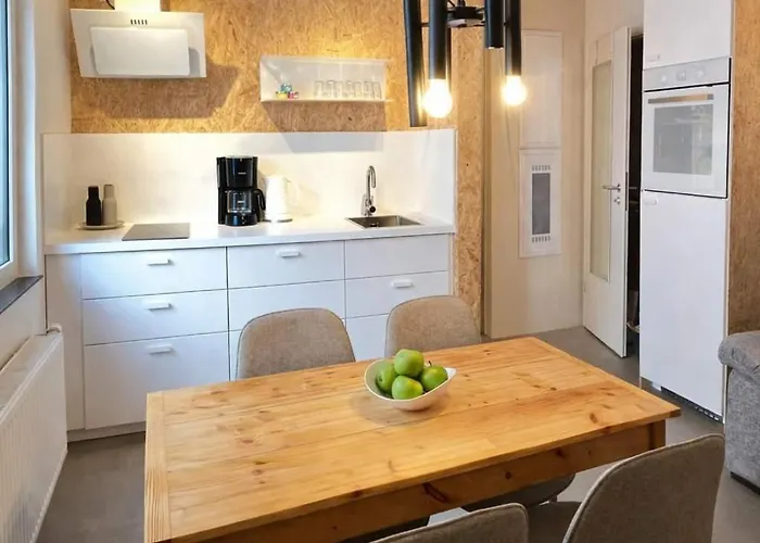 Apartment Group Near Ber Airport - 2 Private