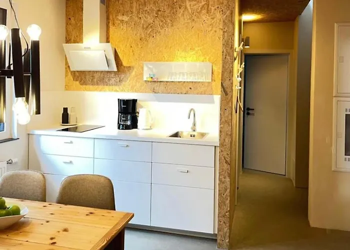 Apartment Group Near Ber Airport - 2 Private Berlin