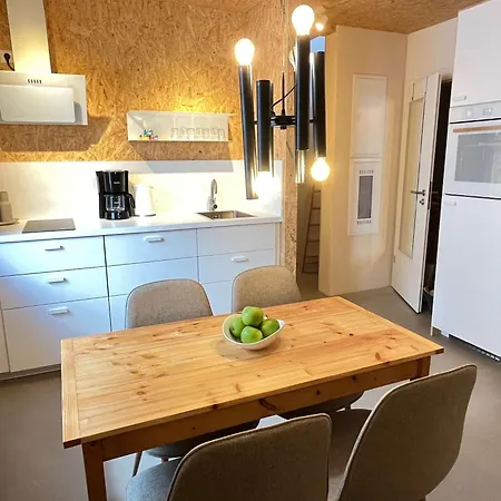 Quiet&cozy Perfect For Groups & Families & Business Trips, Near Ber Airport 公寓 柏林