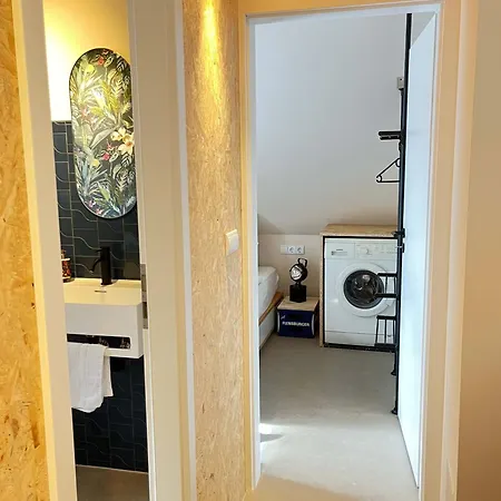 Quiet&cozy Perfect For Groups & Families & Business Trips, Near Ber Airport *