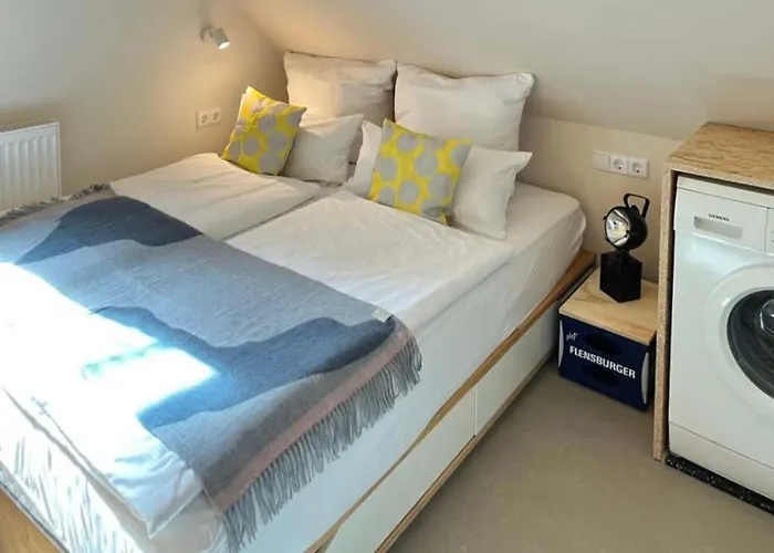 דירה Group Near Ber Airport - 2 Private